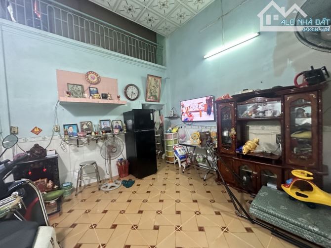 🏡CHÍNH CHỦ TRANG BÌA - NHÀ HXT NGAY CÔNG VIÊN PHẦN MỀM QUANG TRUNG - 52 - 2 TẦNG - CHỈ 3T - 3