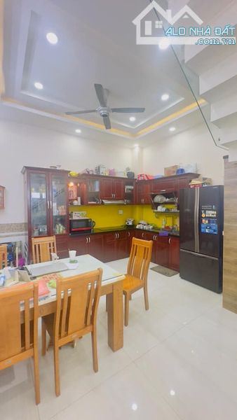 Bán Nhà Đẹp Lý Tế Xuyên 52M2,Hxt Đua,Tặng Full Nội Thất,Linh Đông Thủ Đức, Gía Nhỉnh 6 Tỷ - 3