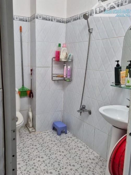 52M2, Huỳnh Văn Nghệ, P.12,  GV, GIÁ  4 TỶ - 3