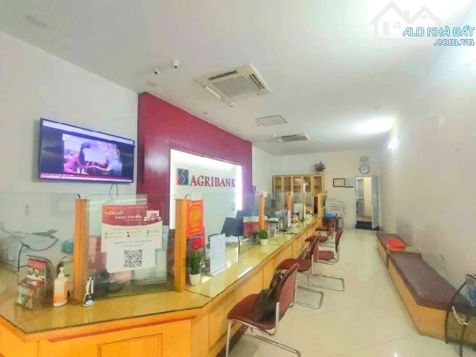 Bán nhà mặt phố Hàn Thuyên vị trí cực đẹp đường 2 chiều vỉ hè rộng 2 mặt thoáng - 4