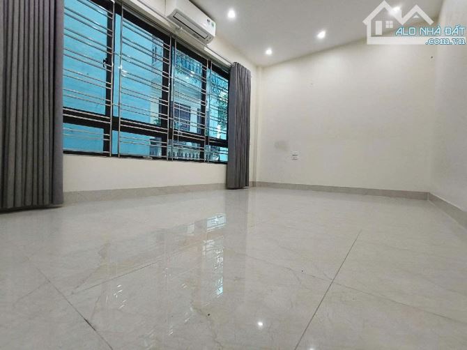 Bán nhà phường Trung Hòa, gần ô tô, gần hồ, nhà đẹp, 51m2, 5 tầng, MT 5m, 11 tỷ - 4