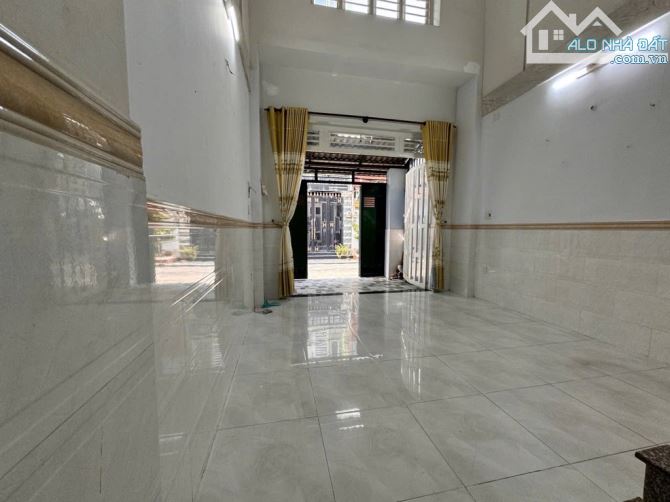VÀI BƯỚC RA MẶT TIỀN - XE HƠI ĐẬU NGÀY ĐÊM - BÙI QUANG LÀ GÒ VẤP GẦN EMART 2 - NHỈNH 6 TỶ - 6