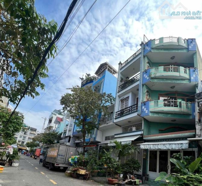 Bán nhà Mặt tiền Quận 8, 50m², 5 Tầng lầu - giá 7.75 tỷ.