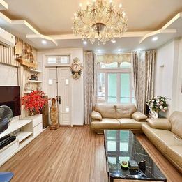 BÁN NHÀ HOÀNG QUỐC VIỆT - 8 TẦNG - 3 Ô TÔ - 10M RA PHỐ - NGÕ KINH DOANH - 35,8 TỶ - 94M