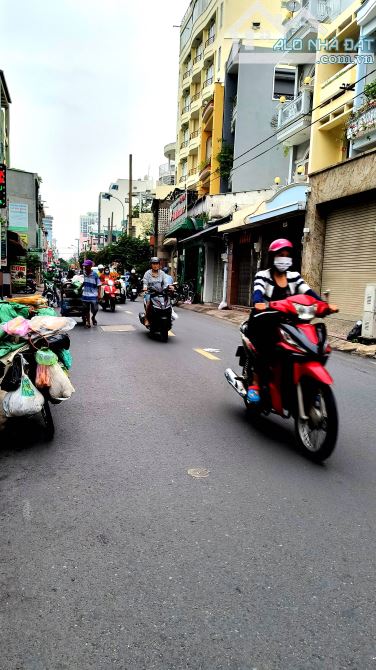 BÁN NHÀ MẶT TIỀN TRUNG TÂM PHƯỜNG 15, QUẬN PHÚ NHUẬN, 3 TẦNG, 68M, 19TỶ