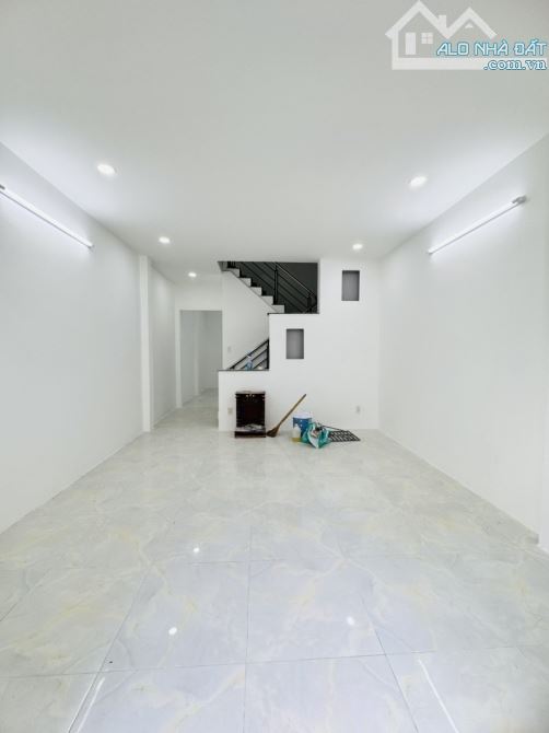 🏡 HẺM 154 ÂU DƯƠNG LÂN QUẬN 8 - 2 TẦNG MỚI ĐẸP - 42M2 - 4X10M - GIÁP QUẬN 1