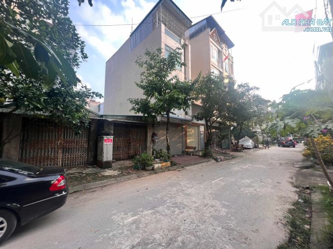 Bán đất Dv Yên Nghĩa 100 m2, mặt tiền 8m, 18,5 tỷ có bán lẻ