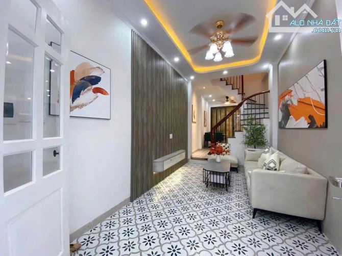 Chính chủ bán nhà Bạch Mai 30m2, 4.5 tỷ ngõ thông gần ô tô