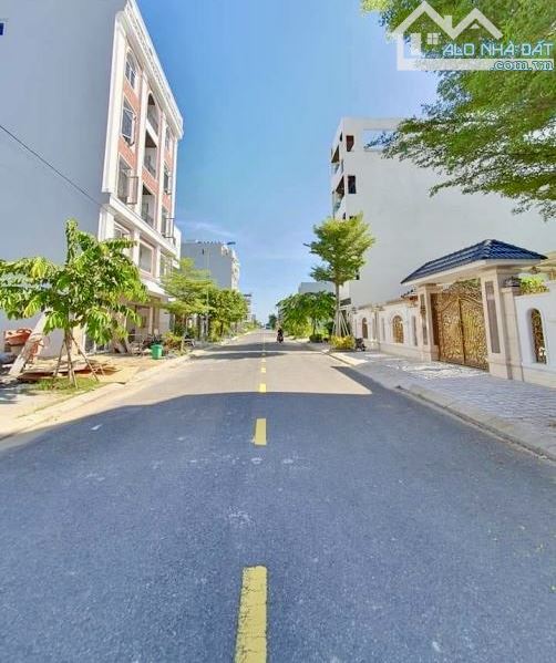 Bán đất 2 lô liền kề mặt tiền TRẦN MINH TÔNG sát biển Nguyễn Tất Thành, DT: 10x21m