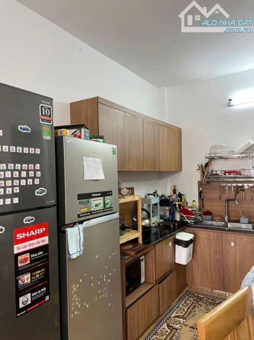 Cho thuê Chung cư Trần kế Xương,  Phú Nhuận, 62m2, 2pn, 1wc,9tr5/tháng.