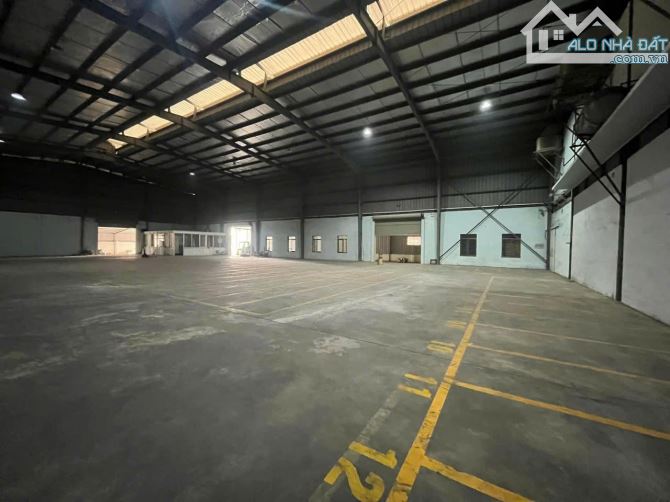 Hiện chúng tôi mới trống kho 500m2 và 1600m2. CN Lai Xá, Hoài Đức kho cao 9m xe công vào