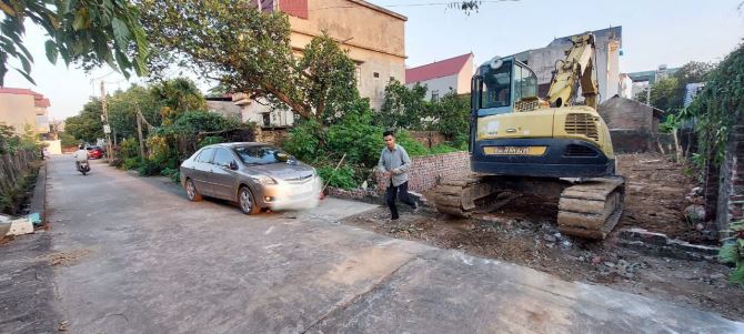 BÁN 112M THÔN ĐOÀI NAM HỒNG, ĐƯỜNG THÔNG OTO TRÁNH