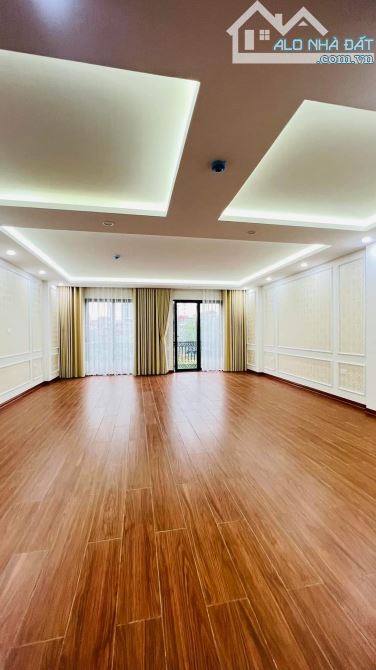 Bán nhà phố Trần Quang Diệu - Ôtô tránh - Thang máy - DT 60m2, MT 6m x 6 tầng 25.5 t