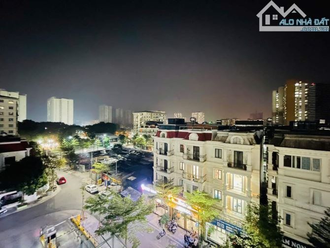 CHUNG CƯ ROSE TOWN ĐẲNG CẤP - FULL NỘI THẤT - 2PN - 2VS - GIÁ 4.5 TỶ - 10