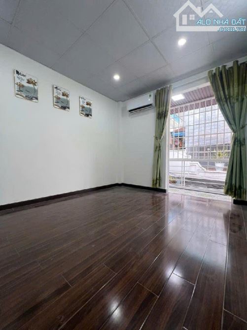 🏡 Bán nhà 2 Tầng , Sổ Riêng- 2 PN- Sử dụng 64m2- 2,05 tỷ-Cầu Phú Xuân - 1