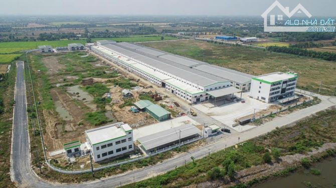 Bán đất trong KCN Bến Lức,Long An, diện tích: 15.000m2, giá: 220usd/m2 - 1