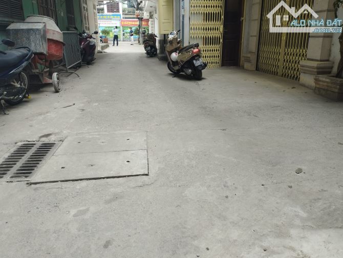 CẦN BÁN MẢNH ĐẤT HIẾM 150M NHỈNH 36 TỶ PHỐ ÔNG ÍCH KHIÊM - LÊ HỒNG PHONG - 1