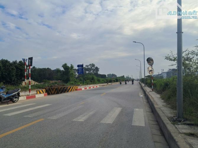 Bán đất kho bãi, khu cảng Đức Giang, quận Long Biên. DT 700m2, Giá thiện trí. - 2