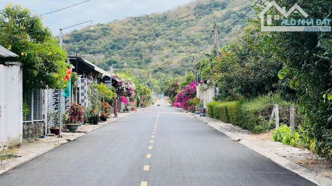 LÊN CĂN NHÀ VƯỜN 442M VIEW NÚI CỰC ĐẸP XÃ TAM PHƯỚC- LONG ĐIỀN🧨GIÁ : 2TỶ8 - 2