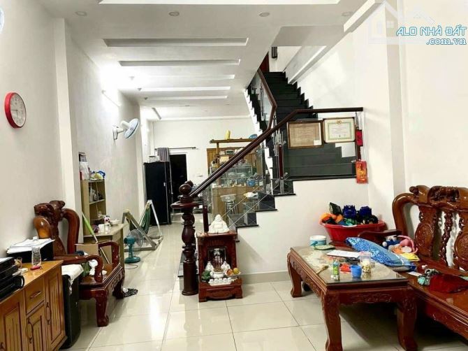 Ngay Lê Văn Việt - 102m2, 2 tầng, ô tô ngủ trong nhà, Trung tâm Q9, giá chỉ 6 tỷ nhỉnh - 3