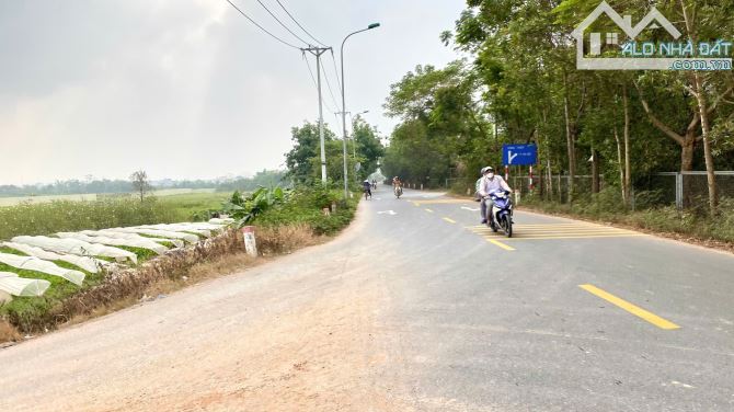 TUYỆT PHẨM LÔ GÓC BÌA LÀNG - 63,7m TRUNG OAI - TIÊN DƯƠNG. NGÕ THÔNG TỨ TUNG. - 3