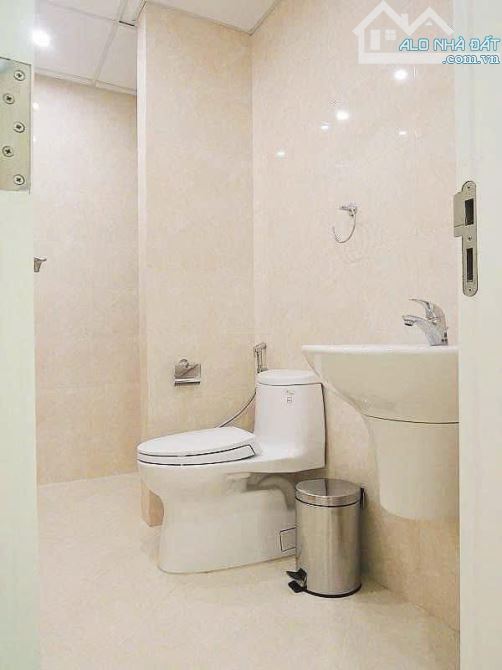 Cho thuê căn hộ 85m2, 1 ngủ 1 khách,FULL ĐỒ, phố Yên Ninh, Ba Đình, Hà Nội - 3