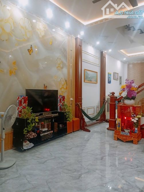 4,25Tỷ TL🔥Bán nhà 75m2 HOÀN CÔNG 1 Trệt 2Lầu, gần chợ Dĩ An 1, p.Dĩ An, Tp.Dĩ A - 3