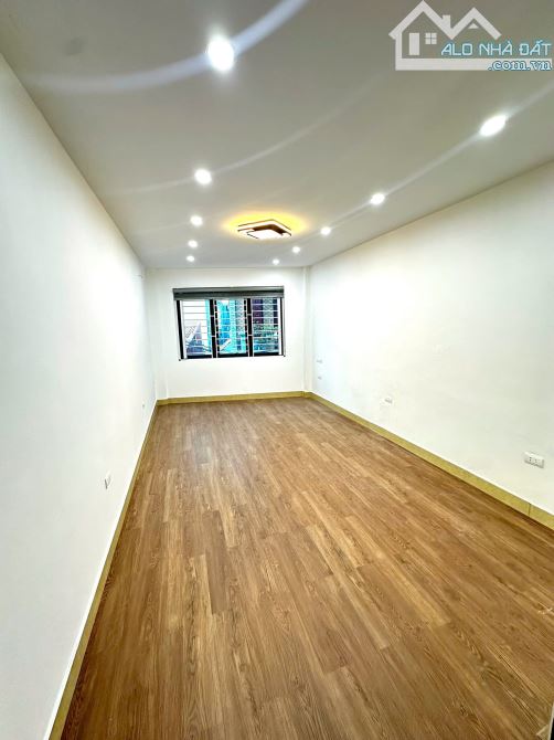 Bán nhà đẹp Bát Khối 31m2, 4 tầng, ô tô đỗ cửa, giá cực yêu thương 5,2 tỷ - 3