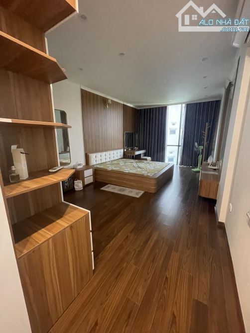 Nhà đệp ở luôn Duy Tân Cầu Giấy. Sổ A4 50m, 7 tầng, MT4m Giá 19 tỷ Ô tô đỗ cửa+ KD Ngon - 4