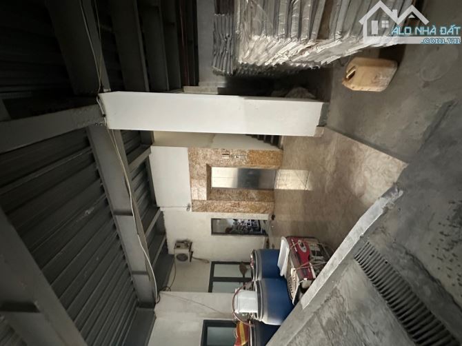 Bán tòa Văn Phòng phố Tam Trinh DT 600m2, MT 20m, Giá 100 tỷ Hạ chào 10 tỷ giá mới 100 tỷ - 5
