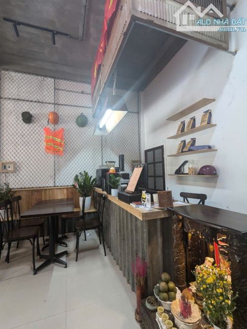 Sang Nhượng Quán Cafe Đầy Đủ Thiết Bị Mặt Tiền Lê Viết Lượng, TP Huế - 5