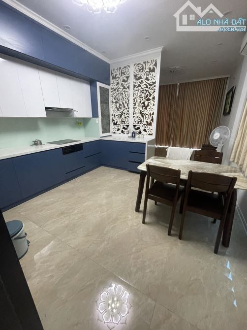 Nhà đệp ở luôn Duy Tân Cầu Giấy. Sổ A4 50m, 7 tầng, MT4m Giá 19 tỷ Ô tô đỗ cửa+ KD Ngon - 6