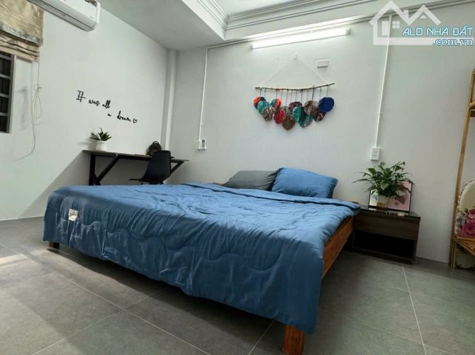 SIÊU HIẾM ! NHÀ ĐẸP ở MẶT TIỀN gần BIỂN SƠN TRÀ: 71m² ngang 5m x 14,2m - 1 TRỆT 1 lửng 3 P - 8