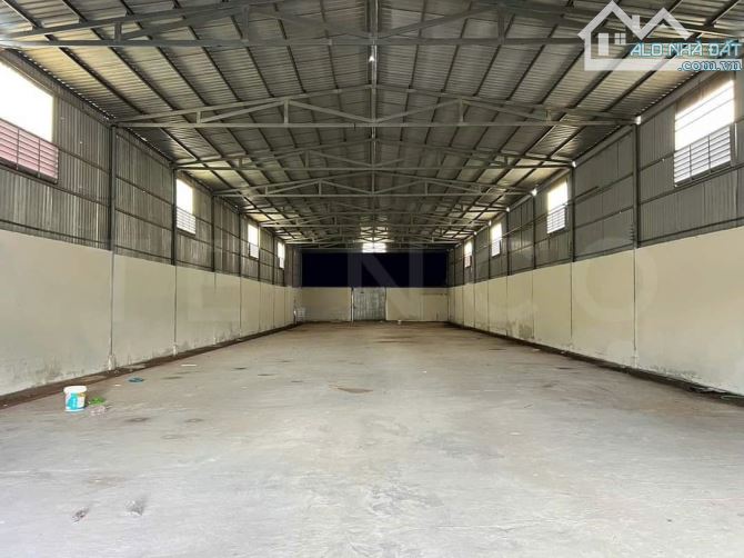 Cho thuê kho xưởng 730m² có trạm điện 3 pha, mặt tiền Quốc Lộ 1A, P. Tân Phú Thạnh