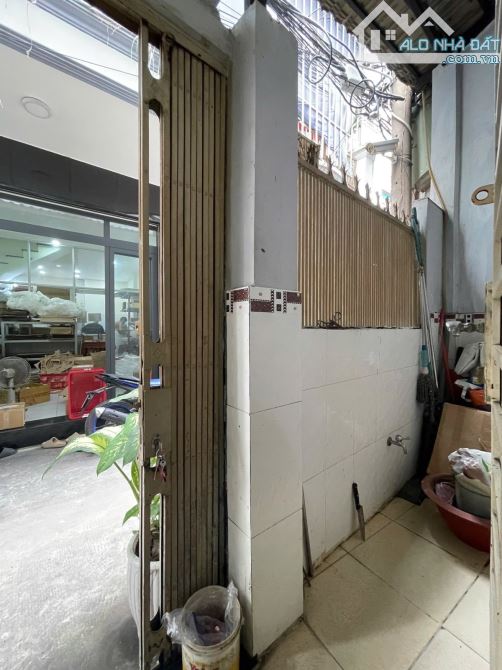 4x13 2 lầu Hẻm xe Hơi Lạc Long Quân, Tân Bình giá chỉ 7.6 tỷ
