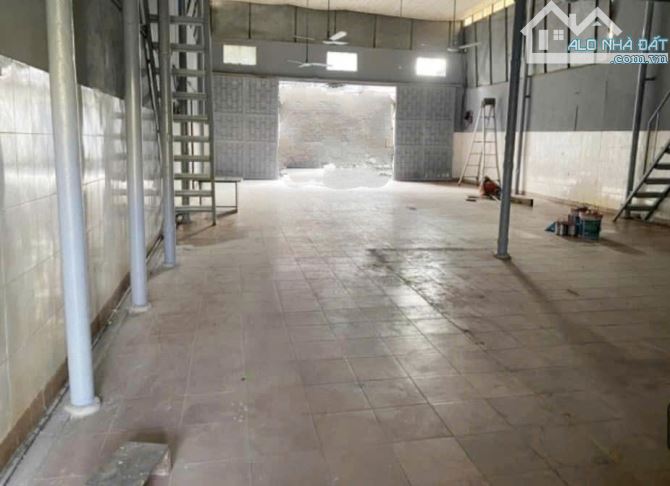Cho thuê kho xưởng Tư Đình thông sàn có gác xép 250m2- 12.5tr/thg🎊