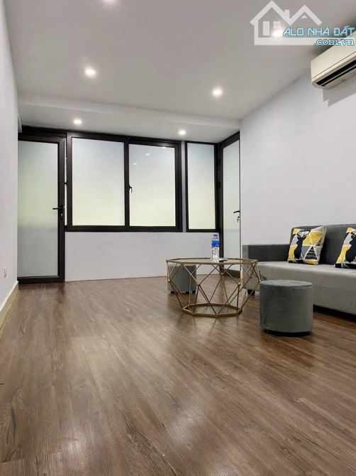 Bán nhà phố 8/3 - Minh Khai - 60m2 - PK- Ngu- Bếp - 2.2 Tỷ