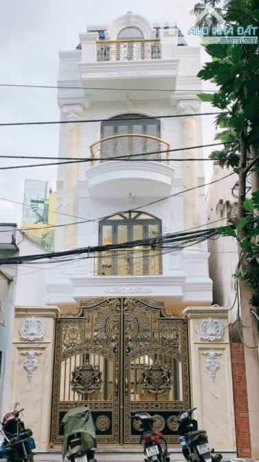 Bán nhà MT ngay Hồng Bàng Q6(4.9X23m) 107m2,4 tầng,nhà mới xách vali vào ở liền