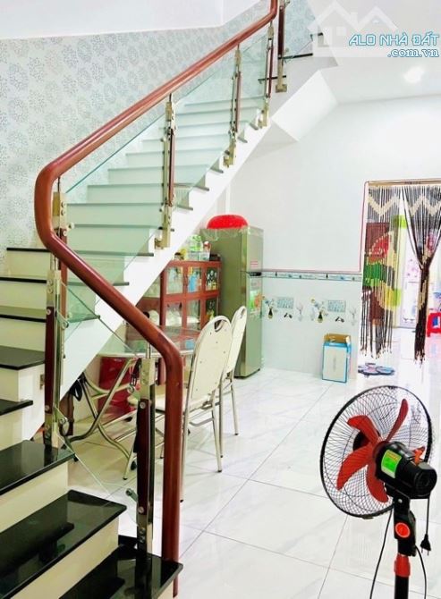 HẠ GIÁ BÁN NHANH 2TUẦN HAI MT NGUYỄN VĂN KHỐI 67M2 4LẦU 4PN CHỈ 9.2 TỶ - 1