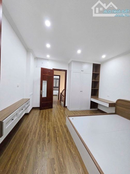 BÁN NHÀ RIÊNG TẠI PHƯỜNG LA KHÊ 36m², MT 4m, OTO. Chỉ 7 tỷ 5 - 1