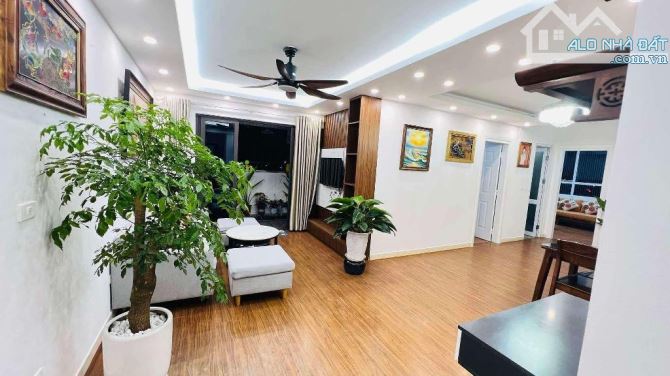 Bán chung cư Sài Đồng - hàng xóm Vinhomes Riverside - 74m - 3.55 tỷ có thương lượng - 1