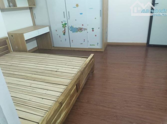 Bán nhà cạnh chợ Văn Điển, Thanh Trì diện tích 30m2, 2 tầng LÔ GÓC cực thoáng - 2