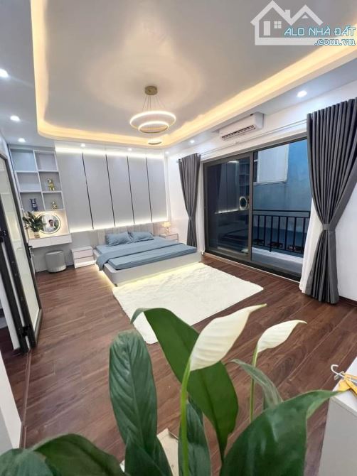 Vip Phố Khâm Thiên - Đống Đa - Diện Tích:42m - Mặt Tiền:6m - Giá:6.86 Tỷ - 2