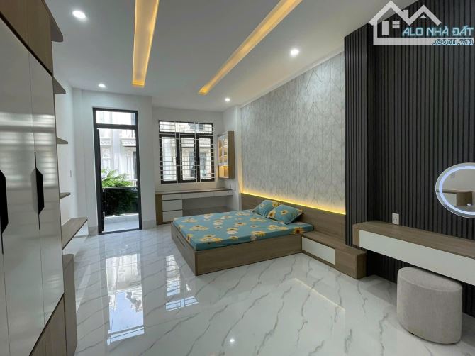 Kẹt Tiền Bán gấp nhà Thống Nhất Gò Vấp 1T2L 3PN2WC DTSD 156m2 Full nội thất Giá chỉ 3tỷ790 - 2