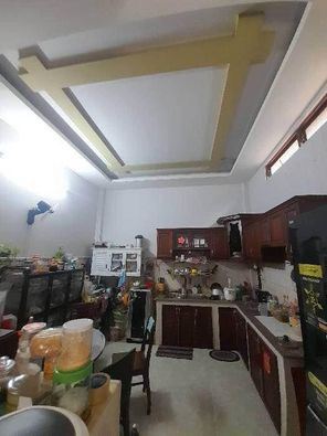 NHÀ Gấp Bán. Giảm 1 tỷ còn 8.2 Tỷ TL. Nhà 4 Tầng 172m2, ngang 5.4m2. Hẻm 6m Lê Đình Cẩn - 3