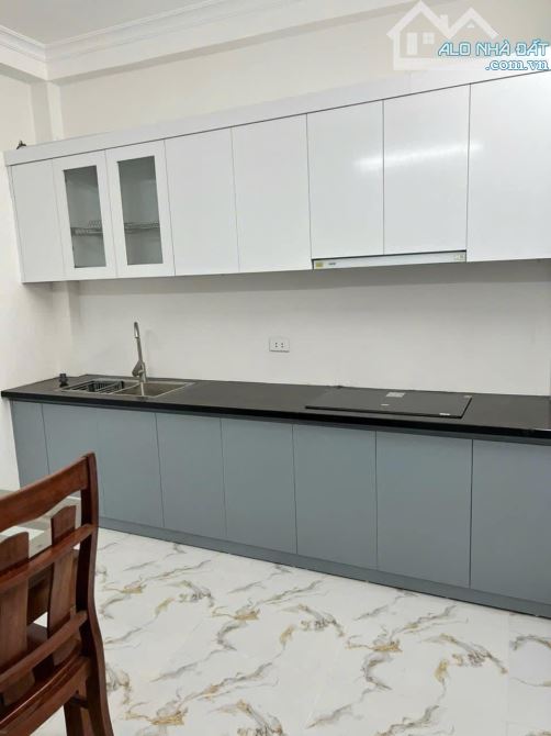 Bán gấp nhà Nguyễn Trãi Dt48m2, 4T, MT3.8m. Giá: 7.75 tỷ CTL - 3