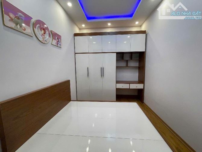 Bán nhà riêng Hoàng Văn Thái Thanh Xuân, lô góc 2 thoáng, gần phố, hiếm 48 m2 - 3