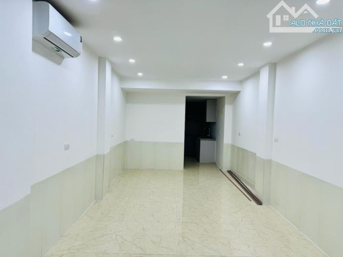 🎊VỊ TRÍ CỰC PHẨM HAI BÀ TRƯNG 2 THOÁNG VĨNH VIỄN 5M RA Ô TÔ 38M2 GIÁ: 5,8 TỶ - 2