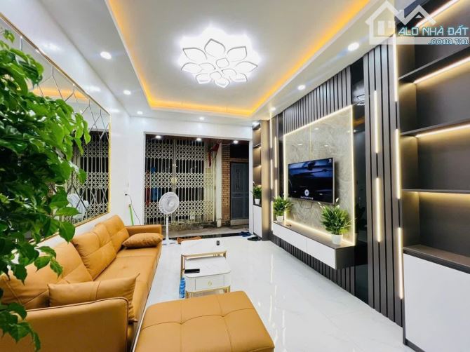 Bán Gấp Nhà 4 Tầng Gần KĐT HUD Vân Canh, Đường Trịnh Văn Bô, 36,8m², Hướng Đông Nam Giá 4d - 4