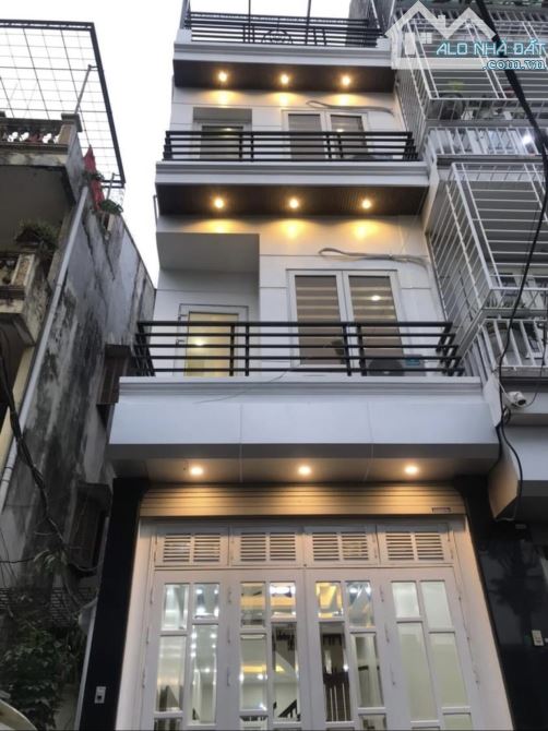 Quá rẻ Chỉ 4,2 tỷ sắm ngay nhà 1trệt3lầu 50m2 SHR ngay Đ.Bùi Văn Thêm, Phú Nhuận HXH Rộn5m - 7